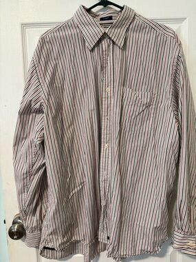 GAP Men's White Button-Up Shirt with Red and Blue Stripes